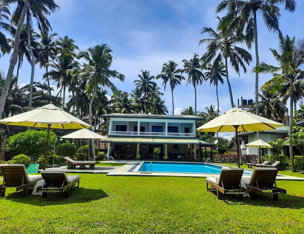 Crystal Villa Уелигама Екстериор снимка