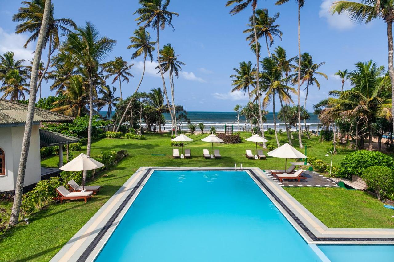Crystal Villa Уелигама Екстериор снимка